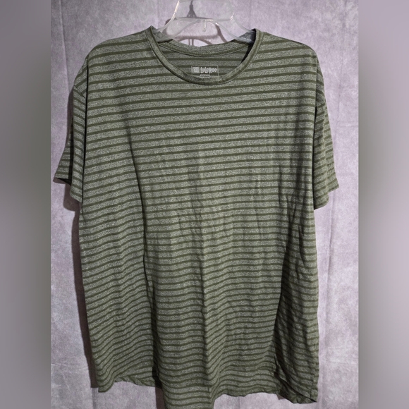 LuLaRoe Patrick T Shirt Green Gray Striped Sz XXL Pull On Short Sleeve Womens - Picture 1 of 5